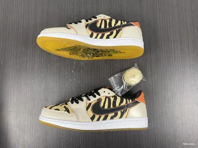 Rep TBK Tiger the of Air Jordan Year DH6932-100 OG Low 1 0616